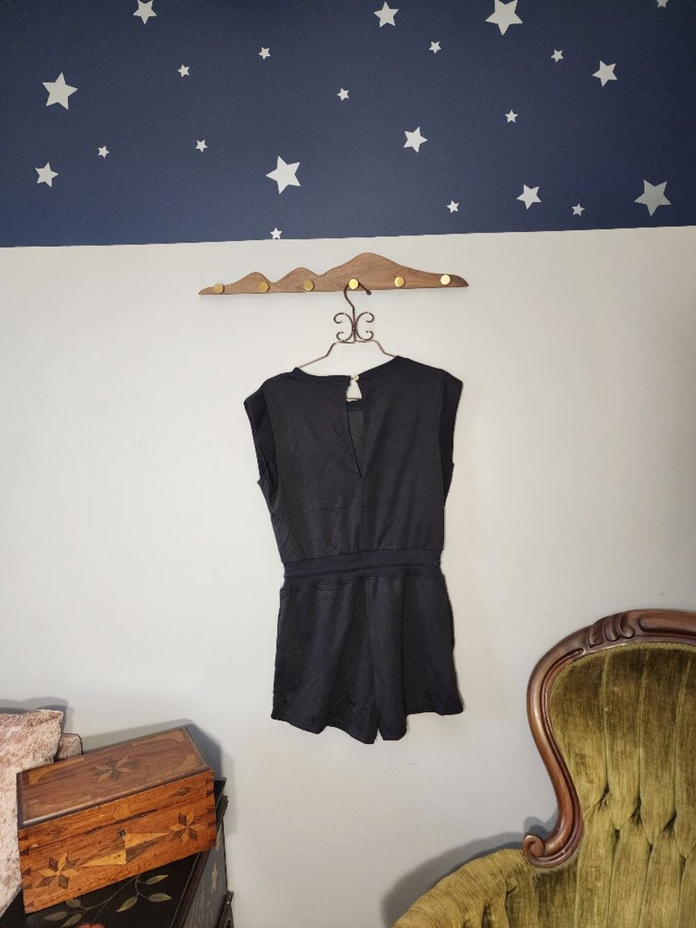OFEEFAN Black Cap Sleeve Drawstring Waist Romper NWT Size M